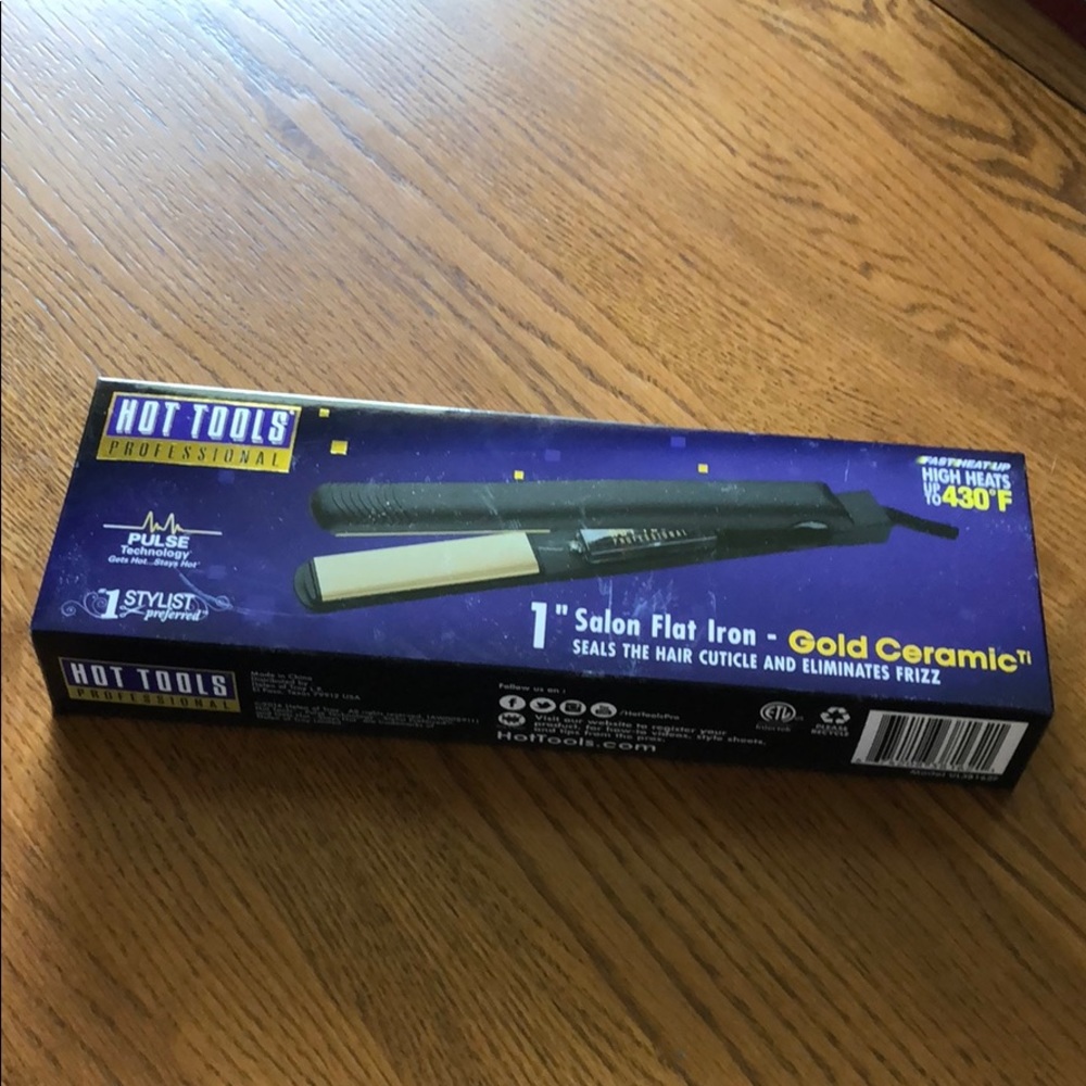 Hot Tools 1” flat iron